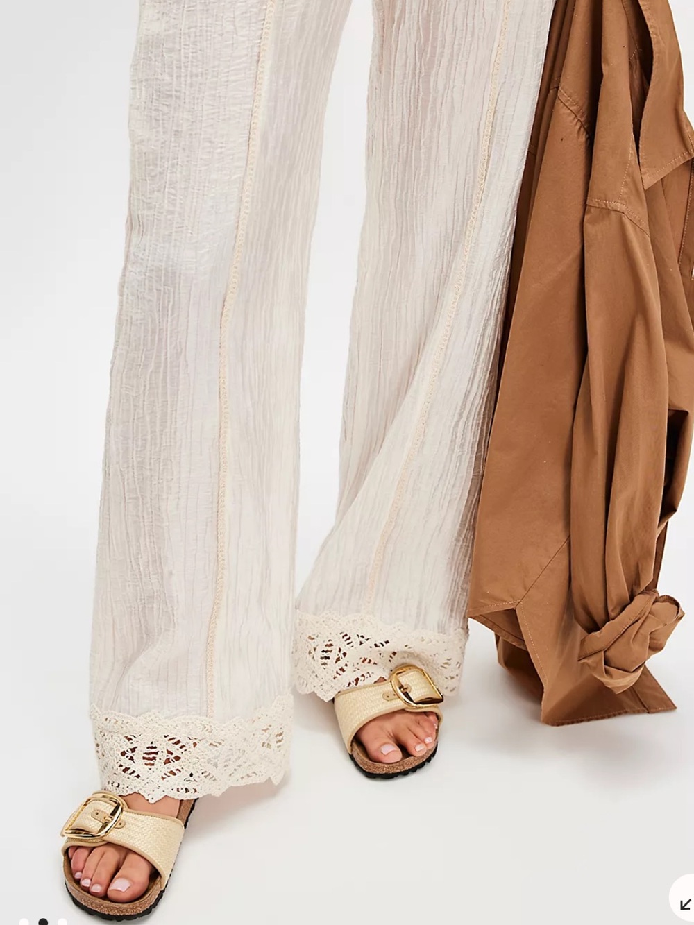 Birkenstock
Madrid Big Buckle Raffia
Textile 40 US 9-9.5 
$190  Raffia Naturale
